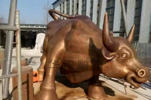 铜雕巨匠：铜雕塑加工厂家打造大型铜雕的艺术之旅